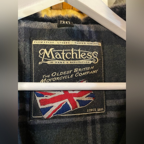 Matchless Shearling Detail Quilted Jacket - Picture 8 of 9